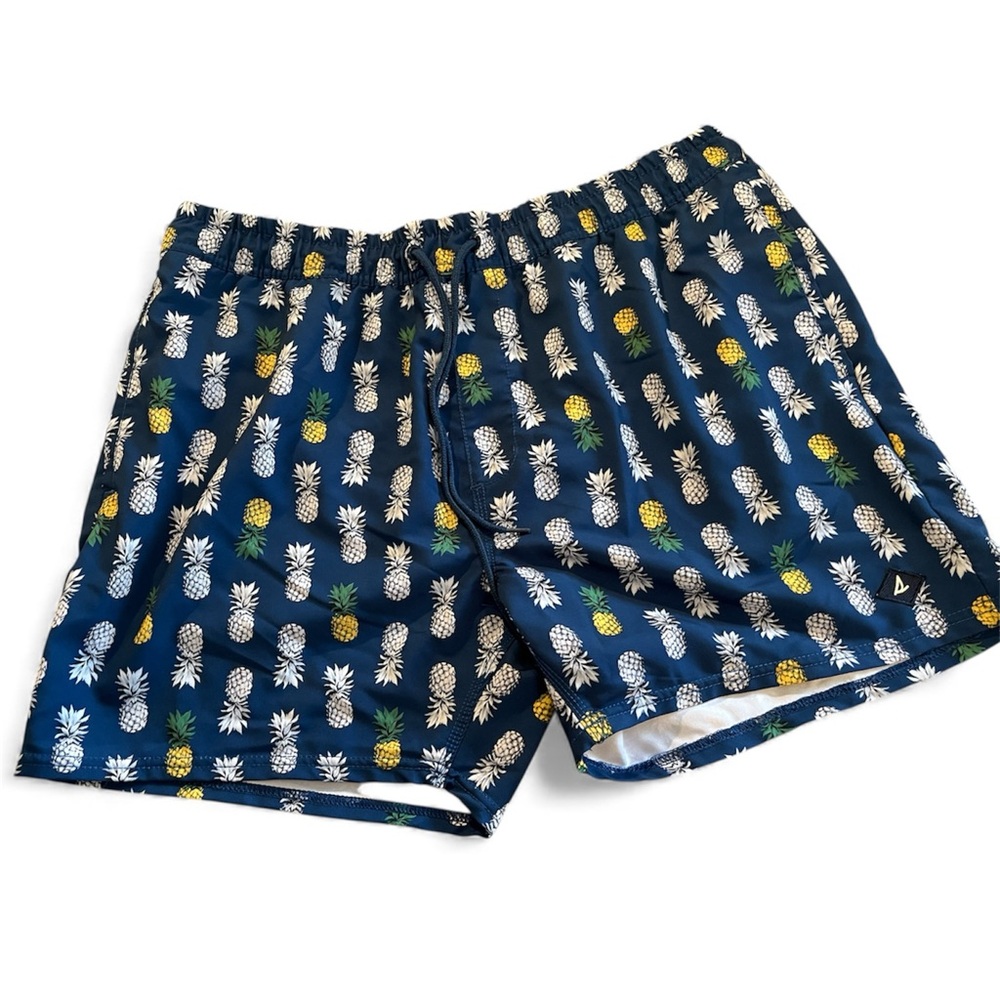 Sperry XL men’s Navy Pineapple Print Swim Shorts